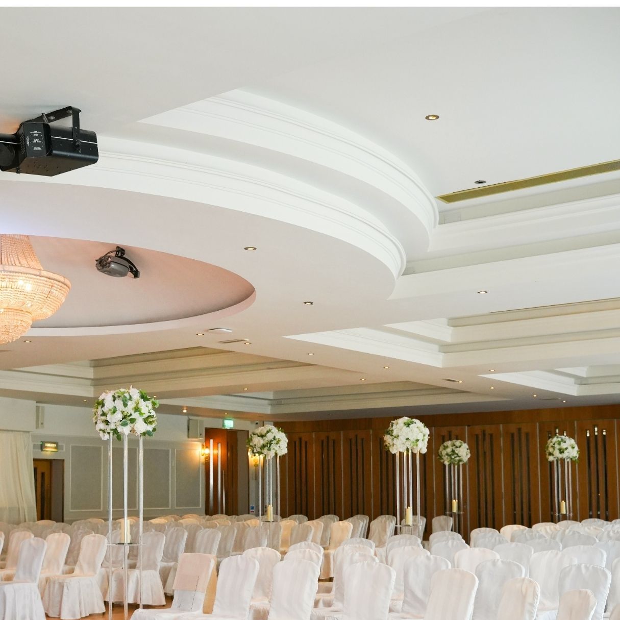 Intimate wedding ceremony in donegal www.villarose.ie