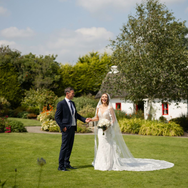 Traditional Cottage Wedding Photoshoot